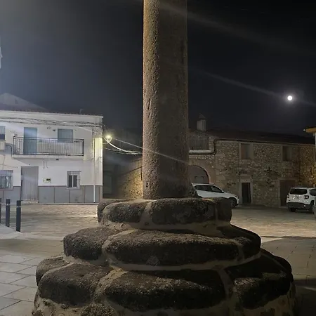Con Piscina El Huerto Del Olivo, Plasenzuela, Trujillo, Caceres * Plasenzuela