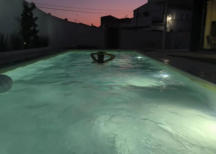 Villa Con Piscina El Huerto Del Olivo, Plasezuela, Trujillo, Caceres